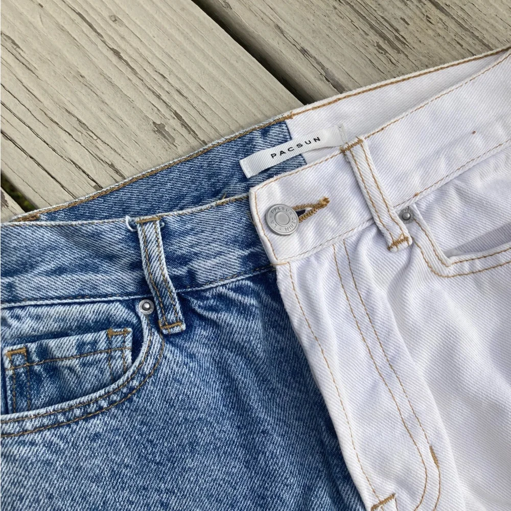 Women's PacSun High Rise Straight Leg Jeans. Size 22 (00) - Picture 3 of 4